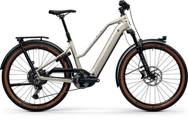 Country R900 T